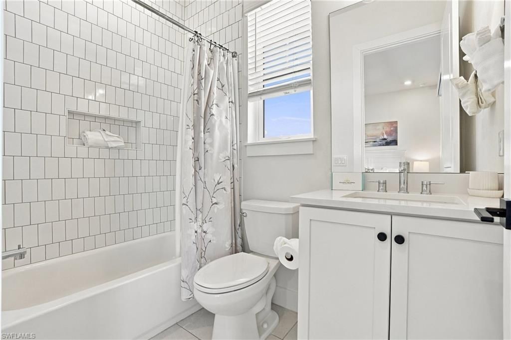 118 Fairweather Ln, Fort Myers Beach, FL 33931 Photo