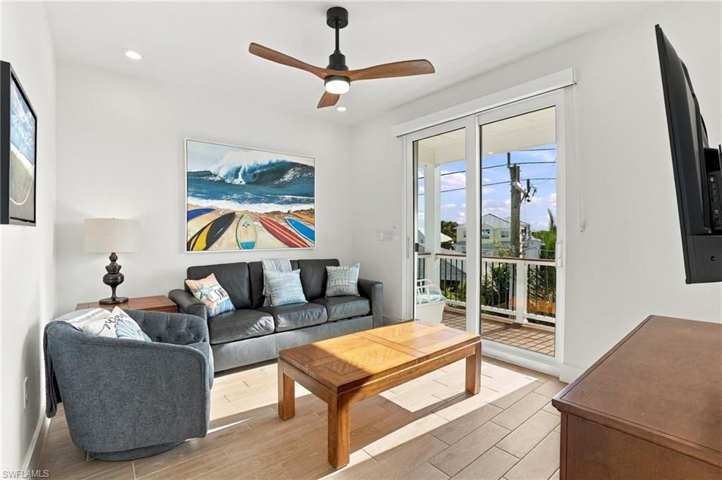 118 Fairweather Ln, Fort Myers Beach, FL 33931 Photo