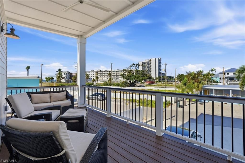 118 Fairweather Ln, Fort Myers Beach, FL 33931 Photo