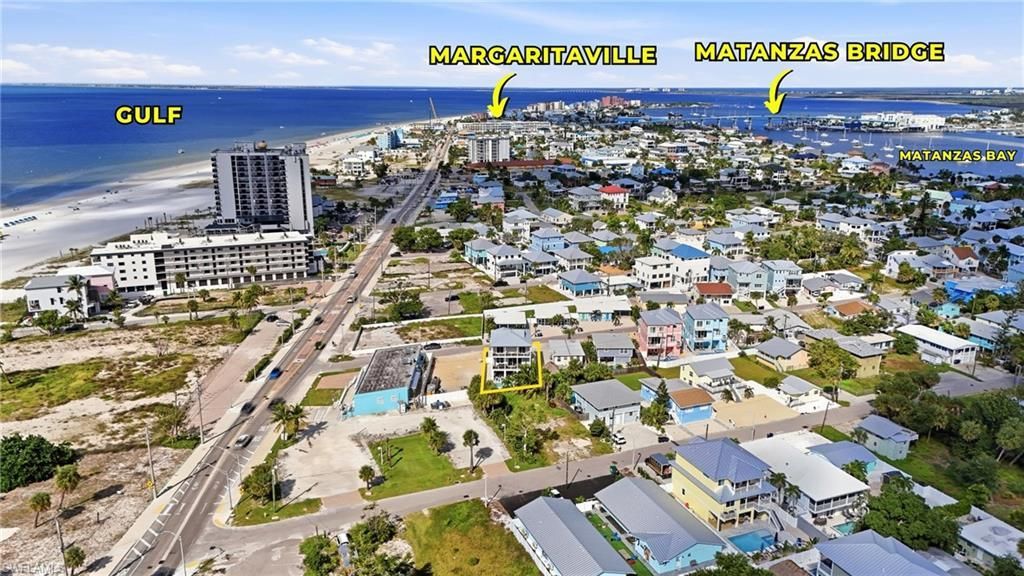 118 Fairweather Ln, Fort Myers Beach, FL 33931 Photo