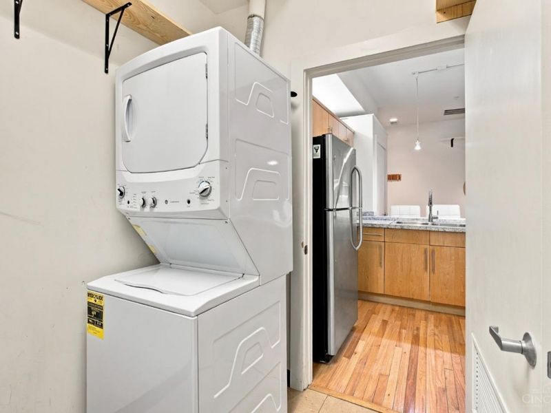 1150 Vine Street, Unit 27, Cincinnati, OH 45202 Photo 26
