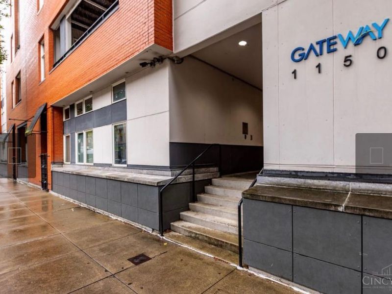 1150 Vine Street, Unit 27, Cincinnati, OH 45202 Photo 4