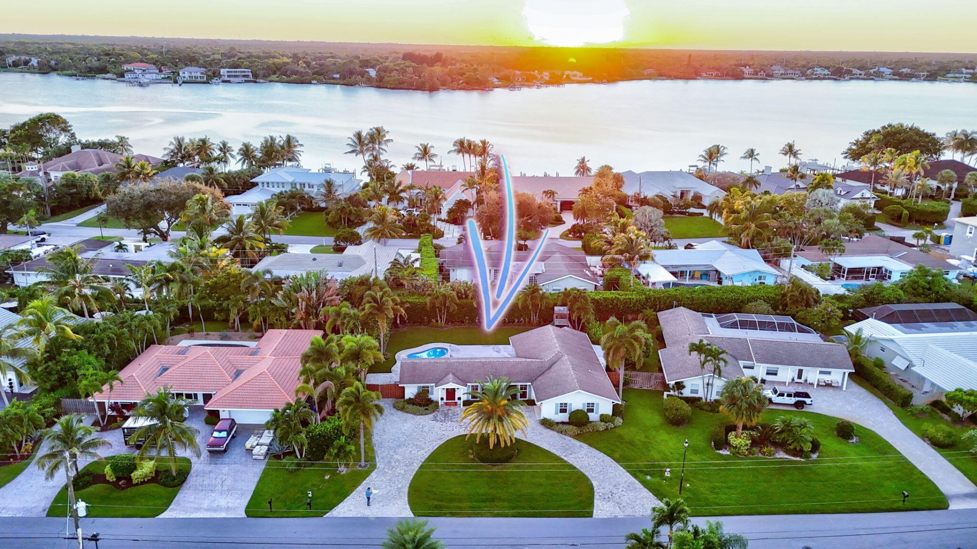 215 Golfview Drive, Tequesta, FL 33469 Photo