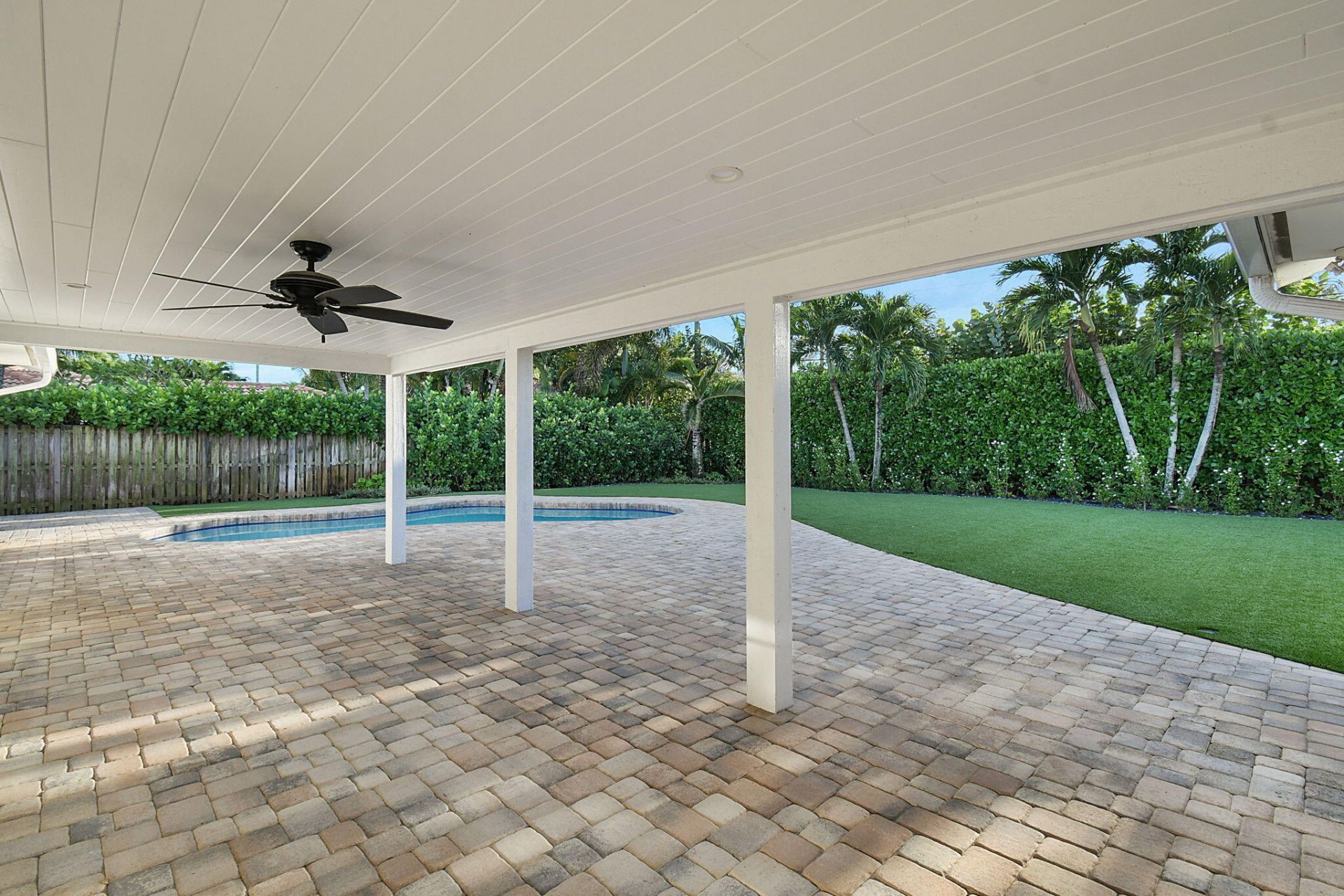 215 Golfview Drive, Tequesta, FL 33469 Photo