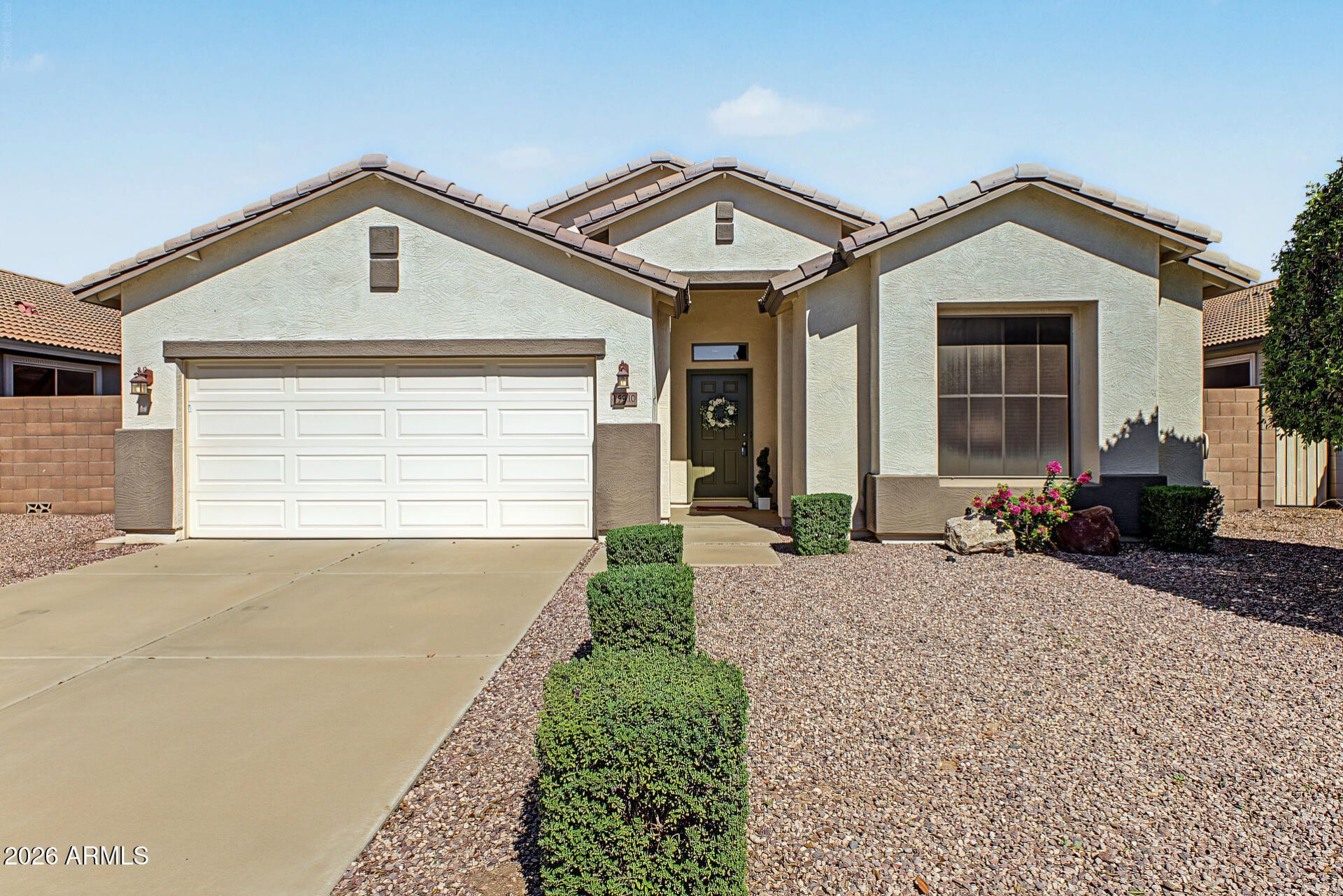 15910 W Hearn Road, Surprise, AZ 85379 Main Photo