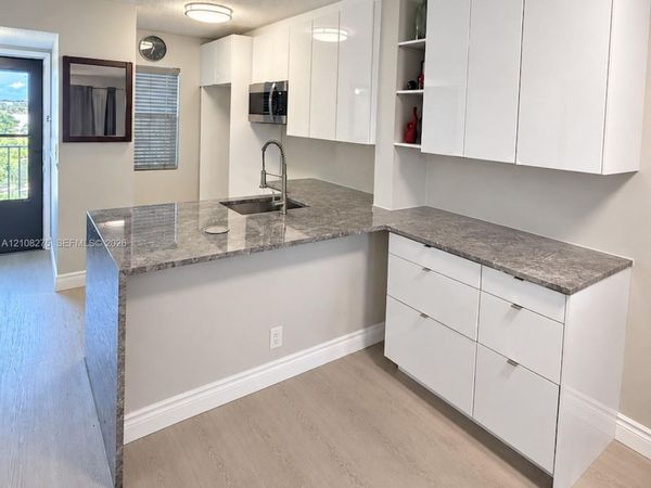2226 N Cypress Bend Dr , Unit 409, Pompano Beach, FL 33069
