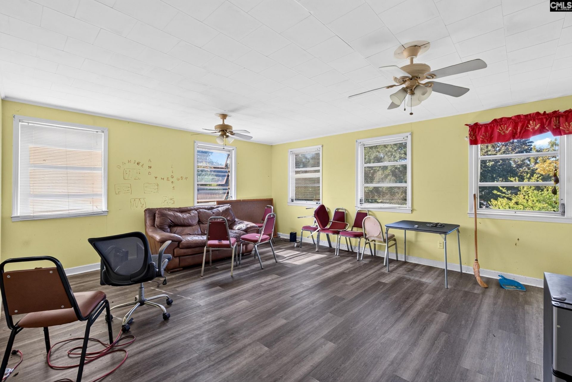1408 Third Street Photo 48