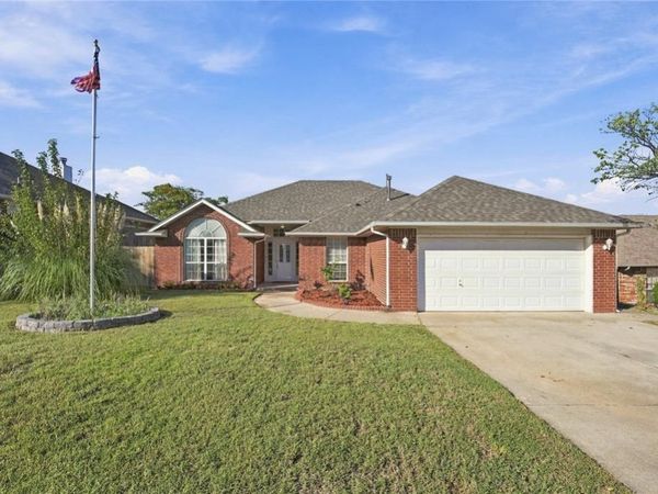 11513 Devonbrook Court, Midwest City, OK 73130