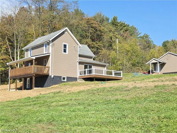 5350 E Sparta Avenue SE, East Sparta, OH 44626