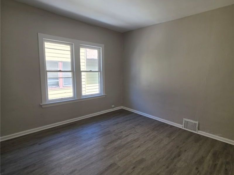 11419 Durant Avenue, Cleveland, OH 44108 Photo 9