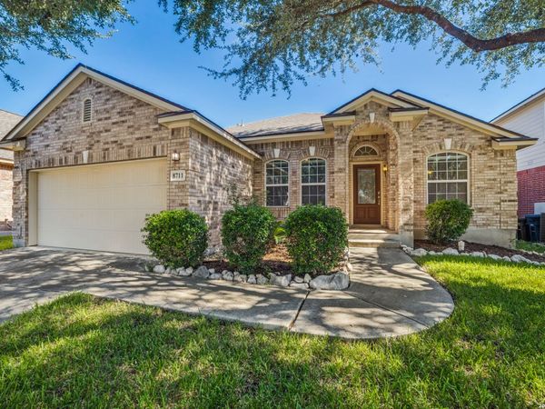8711 W BROCKEN FRST, Helotes, TX 78023