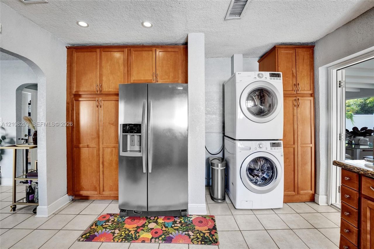 2826 Dewey St , Hollywood, FL 33020 Photo