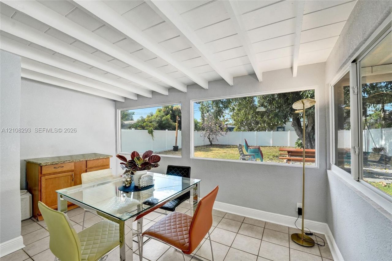 2826 Dewey St , Hollywood, FL 33020 Photo