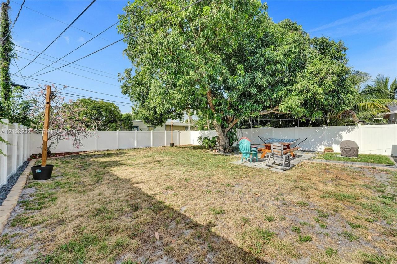 2826 Dewey St , Hollywood, FL 33020 Photo