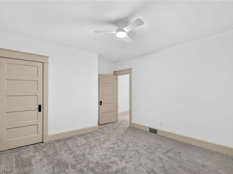 131 Madison Street, Campbell, OH 44405 Photo 22