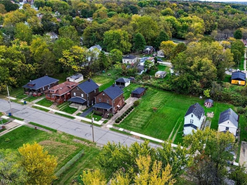 131 Madison Street, Campbell, OH 44405 Photo 36