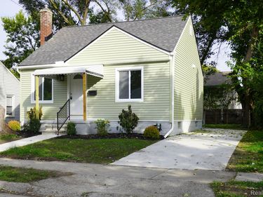 569 E Coy Avenue , Hazel Park, Mi 48030