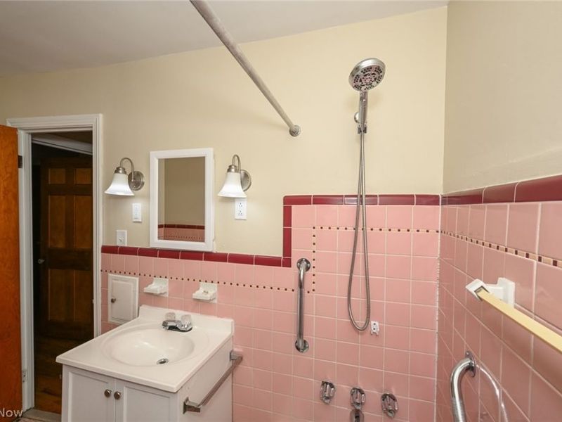19251 Naumann Avenue, Euclid, OH 44119 Photo 13