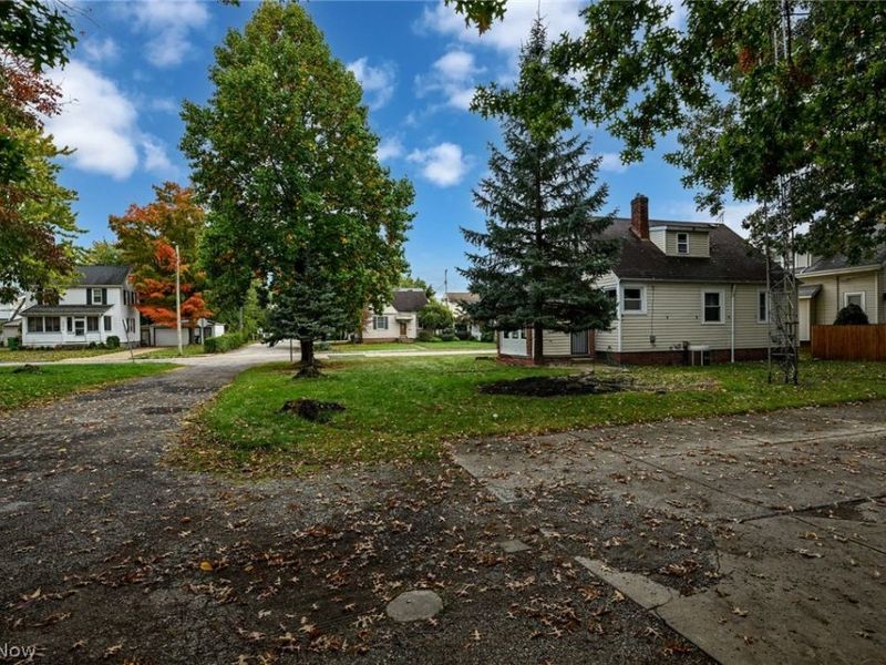 19251 Naumann Avenue, Euclid, OH 44119 Photo 27