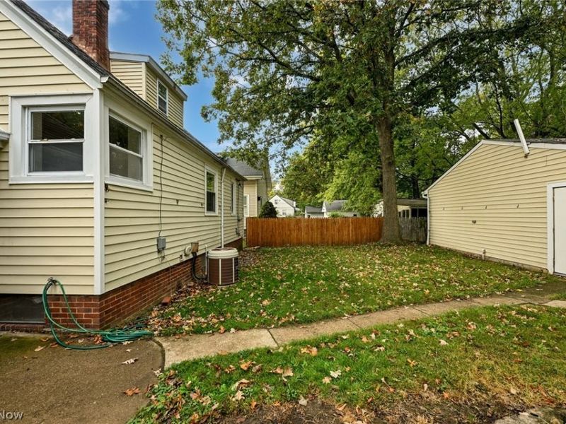 19251 Naumann Avenue, Euclid, OH 44119 Photo 34