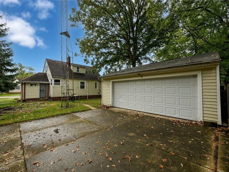 19251 Naumann Avenue, Euclid, OH 44119 Photo 36