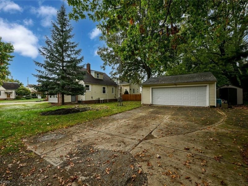 19251 Naumann Avenue, Euclid, OH 44119 Photo 37