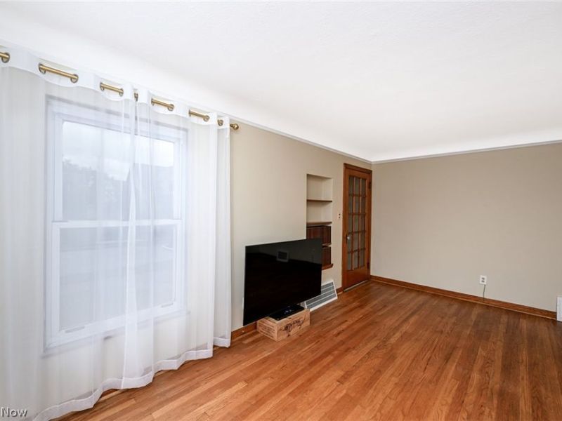 19251 Naumann Avenue, Euclid, OH 44119 Photo 9