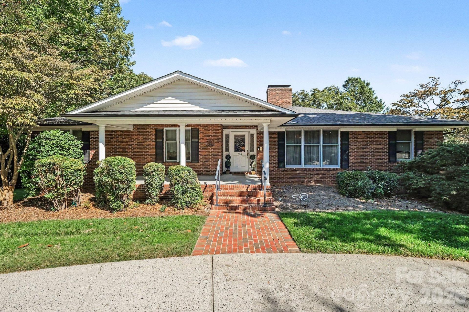 746 Grandview Drive Ne, Concord, NC 28025 Main Photo