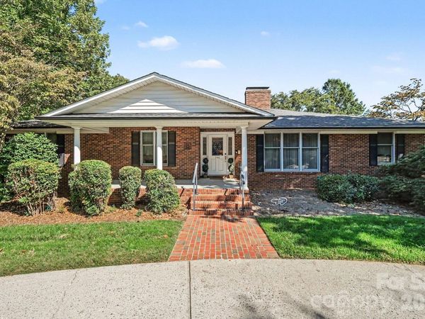 746 Grandview Drive NE, Concord, NC 28025
