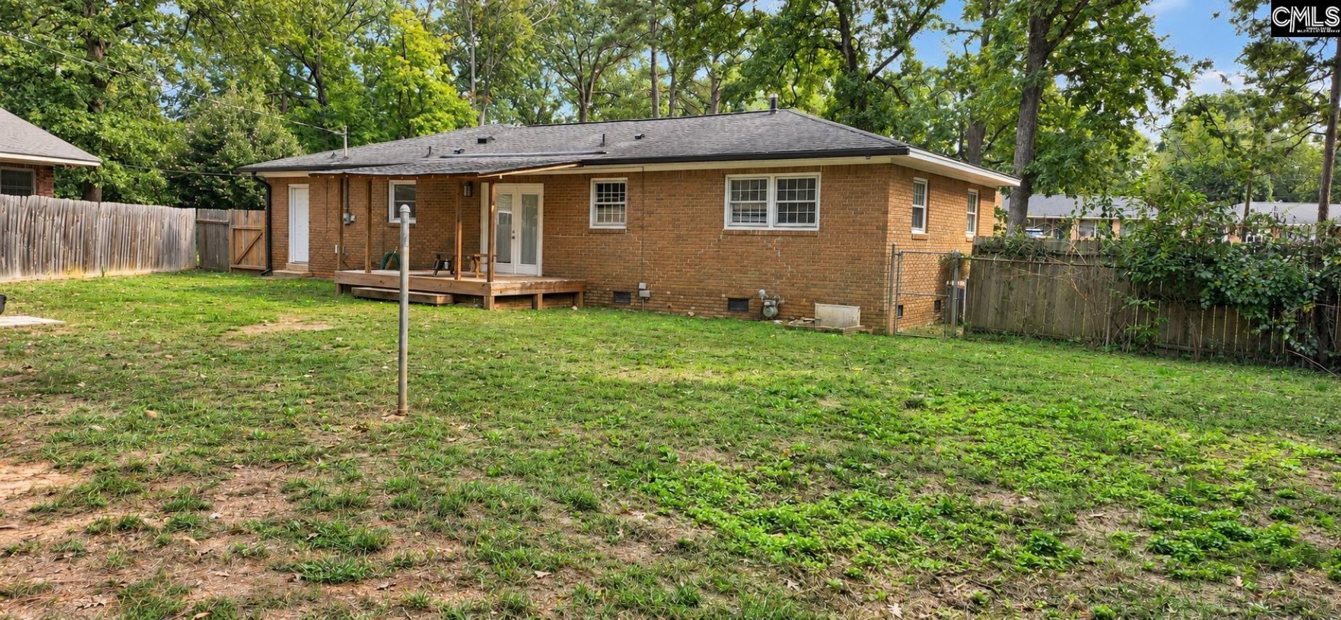 933 Baffin Bay Road  Photo 6