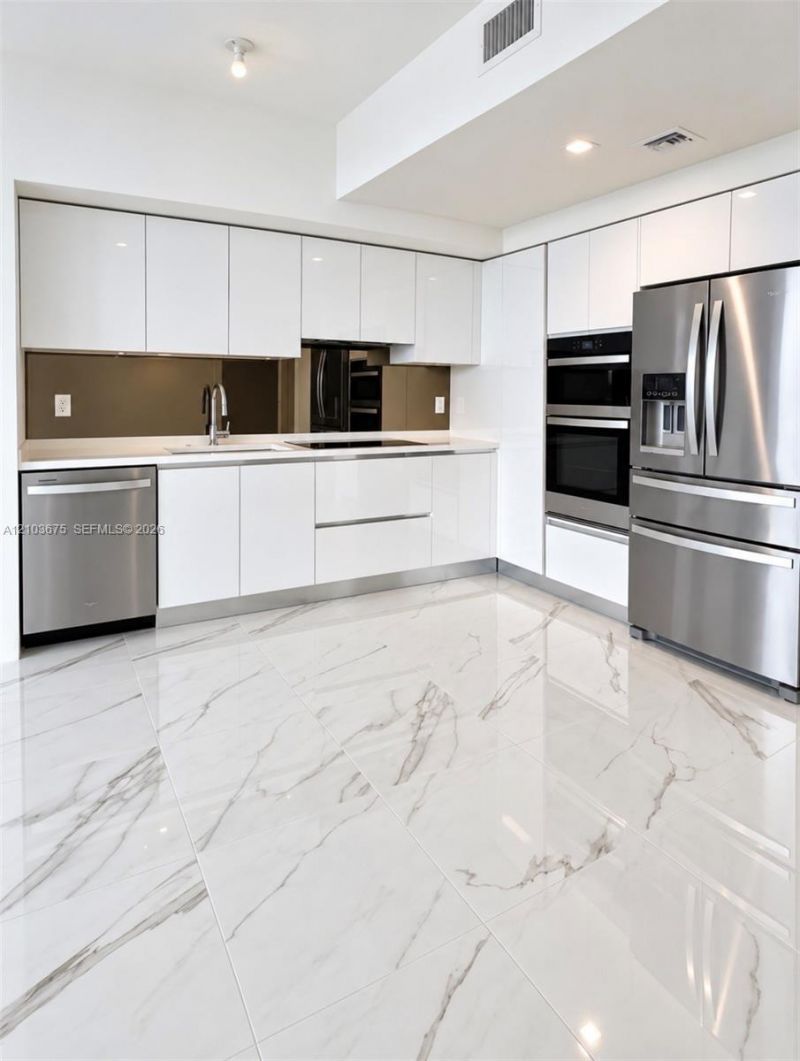 1170 E Hallandale Beach Blvd, Unit 305, Hallandale Beach, FL 33009 Photo