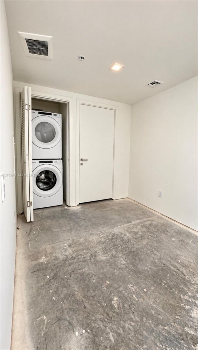 1170 E Hallandale Beach Blvd, Unit 305, Hallandale Beach, FL 33009 Photo