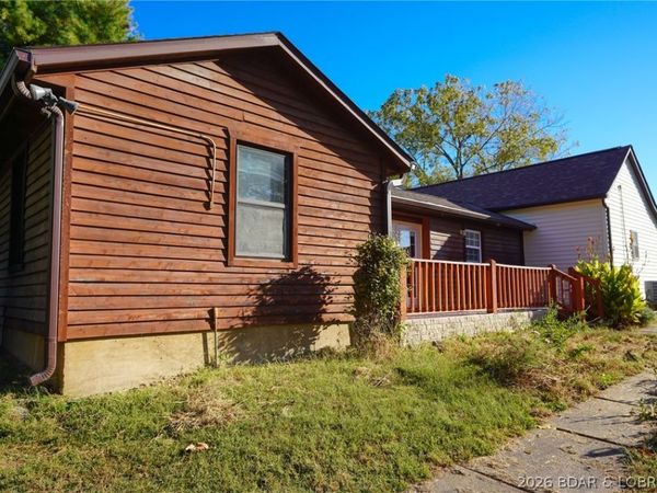 4 Kings Bluff Drive , Eugene, MO 65032