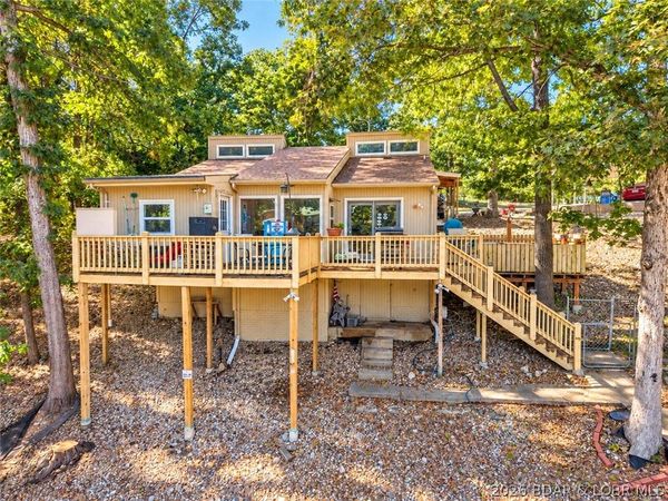 238 Woodridge Estates Drive , Sunrise Beach, MO 65079