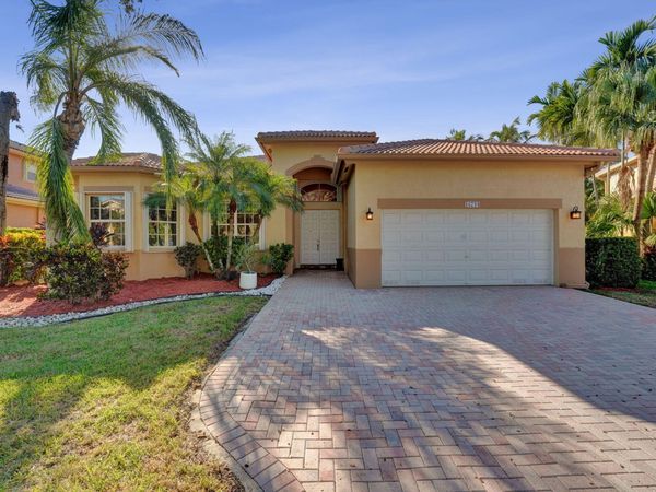 16748 NW 15TH Street, Pembroke Pines, FL 33028