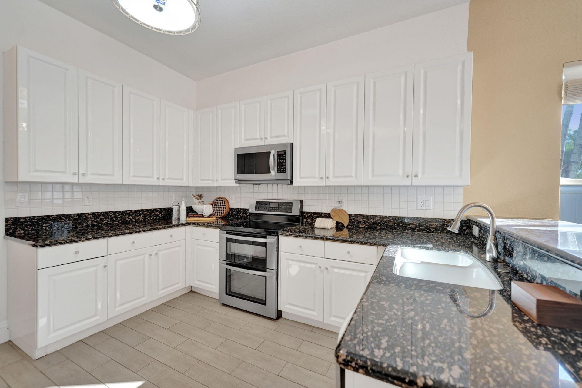 16748 NW 15th Street, Pembroke Pines, FL 33028 Photo