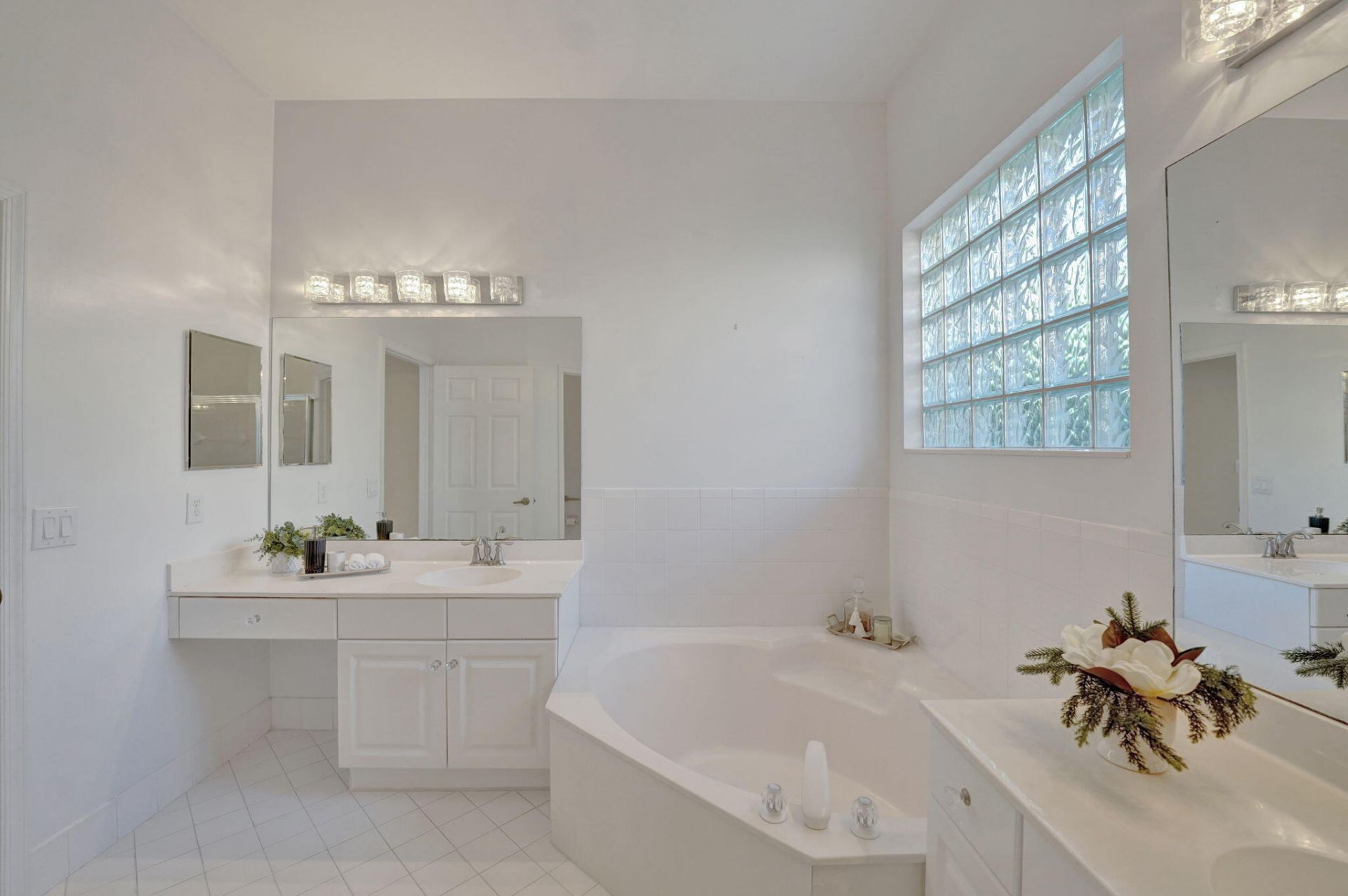 16748 NW 15th Street, Pembroke Pines, FL 33028 Photo