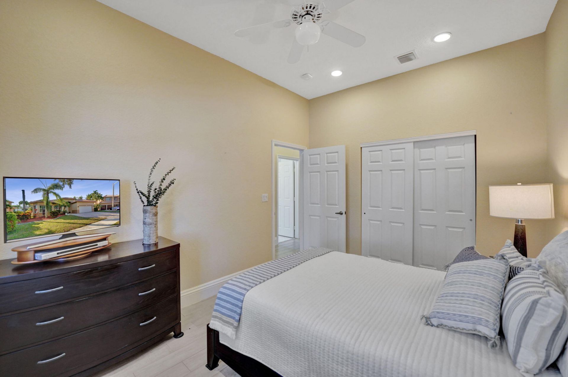 16748 NW 15th Street, Pembroke Pines, FL 33028 Photo