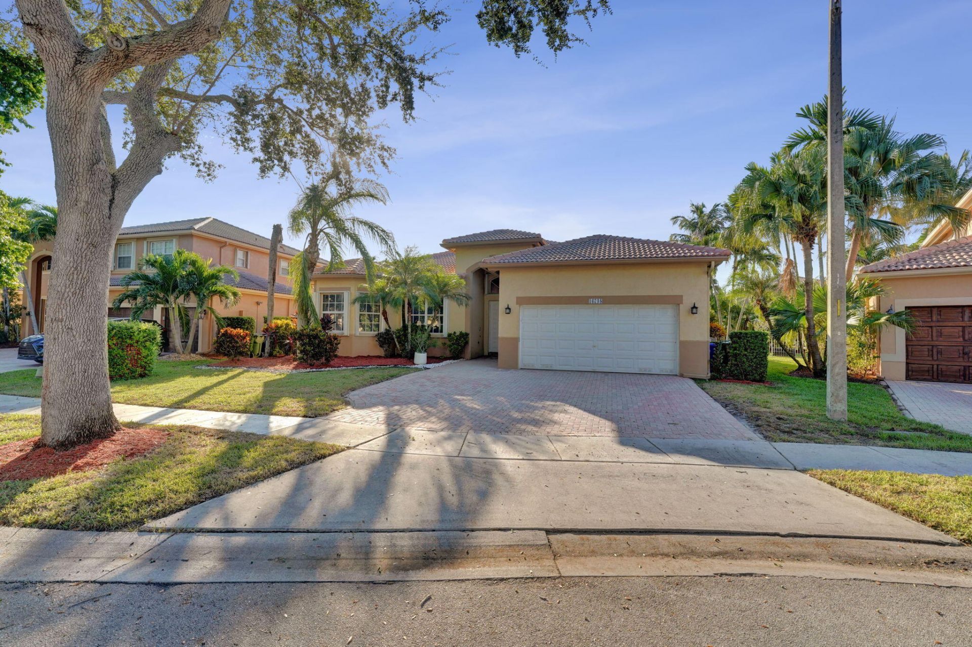 16748 NW 15th Street, Pembroke Pines, FL 33028 Photo