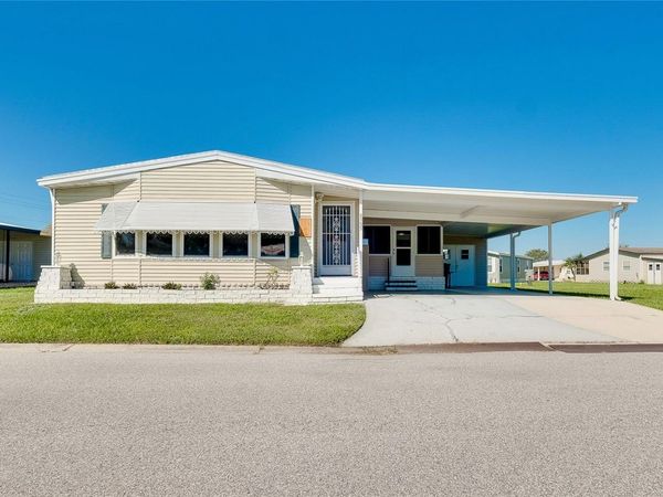 8905 34TH AVENUE E, PALMETTO, FL 34221