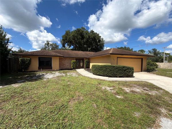 733 LAKEVIEW DRIVE , WINTER SPRINGS, FL 32708