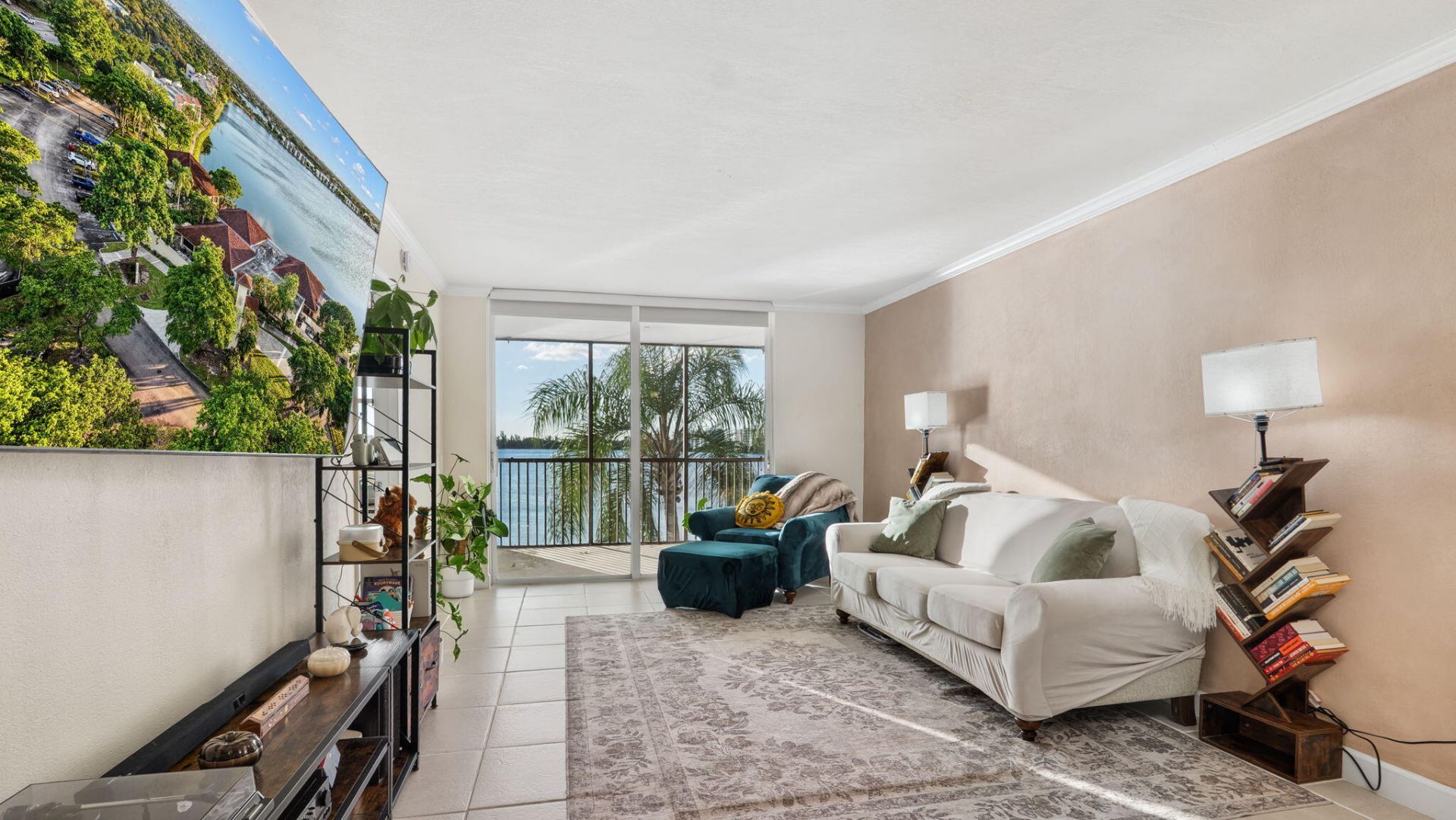 110 Lake Emerald Drive, Unit 303, Oakland Park, FL 33309 Photo