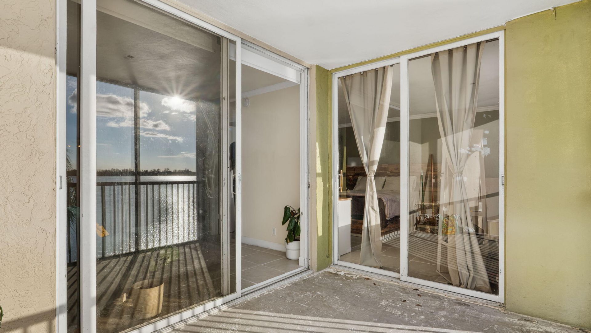 110 Lake Emerald Drive, Unit 303, Oakland Park, FL 33309 Photo