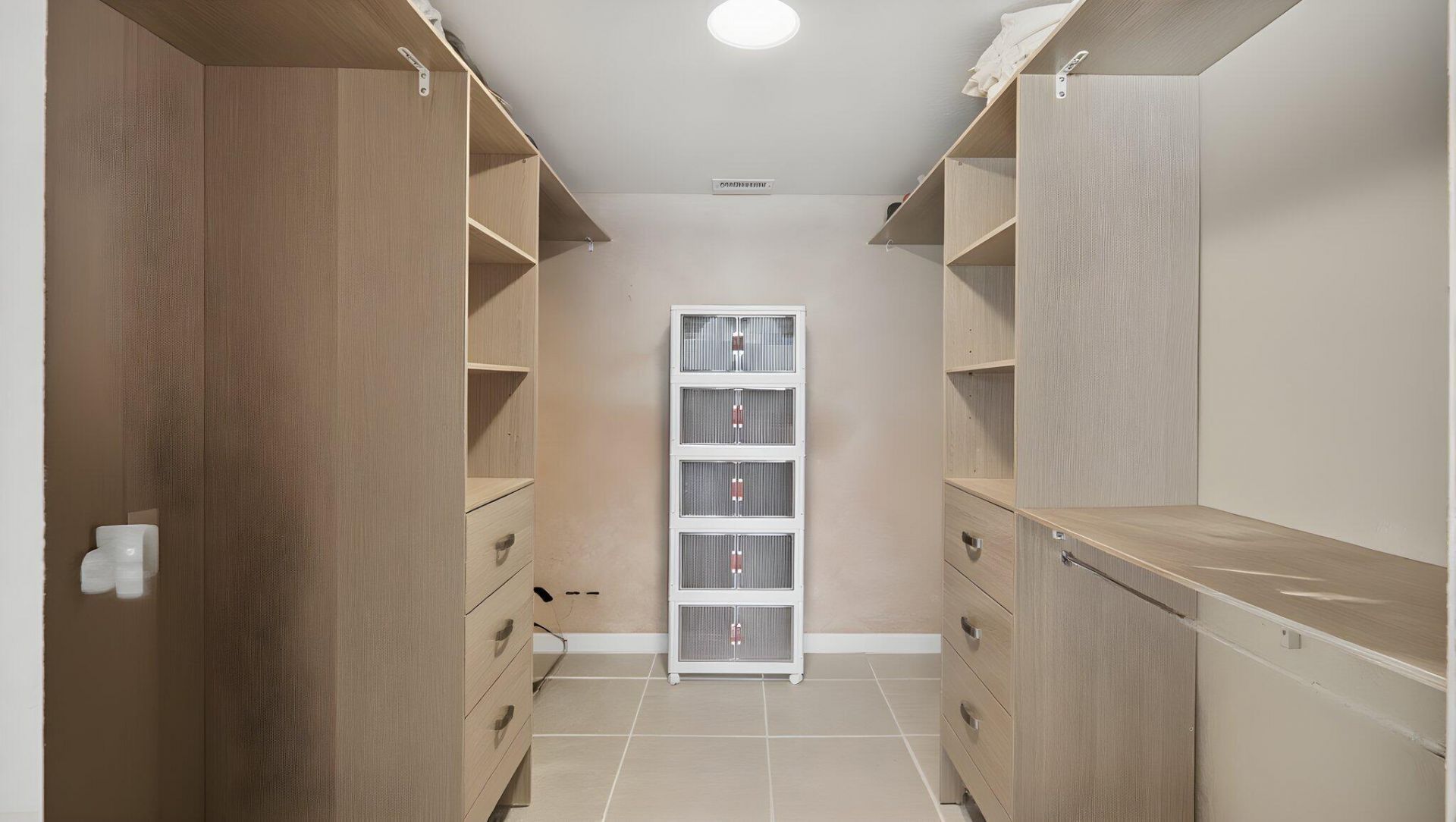 110 Lake Emerald Drive, Unit 303, Oakland Park, FL 33309 Photo