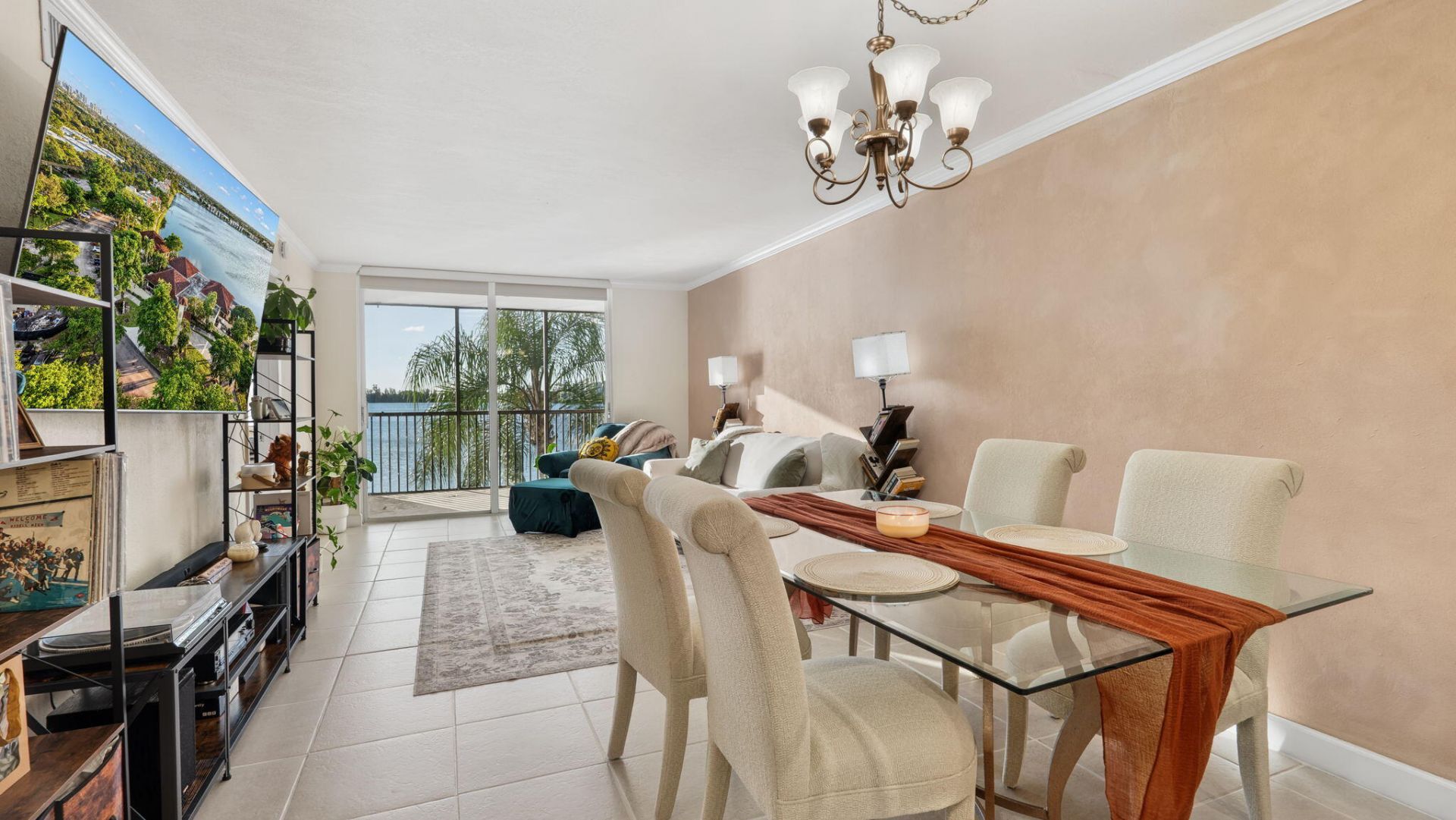 110 Lake Emerald Drive, Unit 303, Oakland Park, FL 33309 Photo