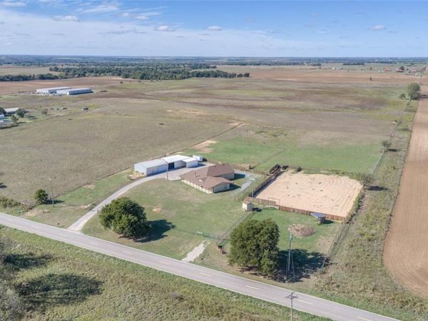 1521 N Council Road, Crescent, OK 73028
