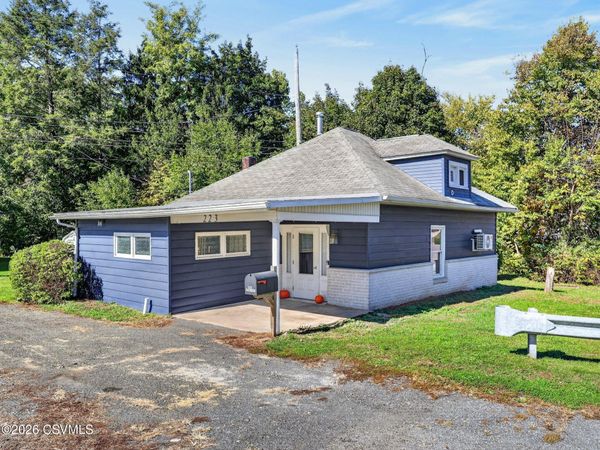 223 WATER Street , Dalmatia, PA 17017