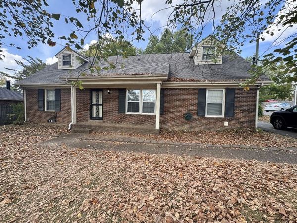 718 Dutchmans Ct , Hermitage, TN 37076