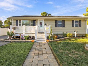 331 LINK RD , Waynesboro, VA 22980