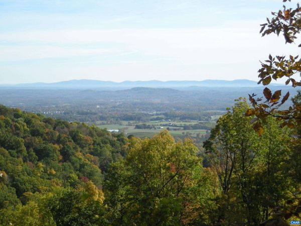 GREENWOOD HOLLOW , Greenwood, VA 22943